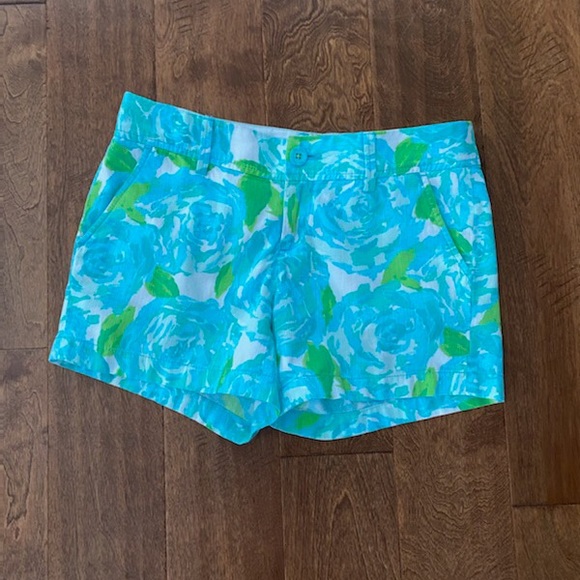 Beautiful Lilly shorts size 6! - Picture 1 of 4
